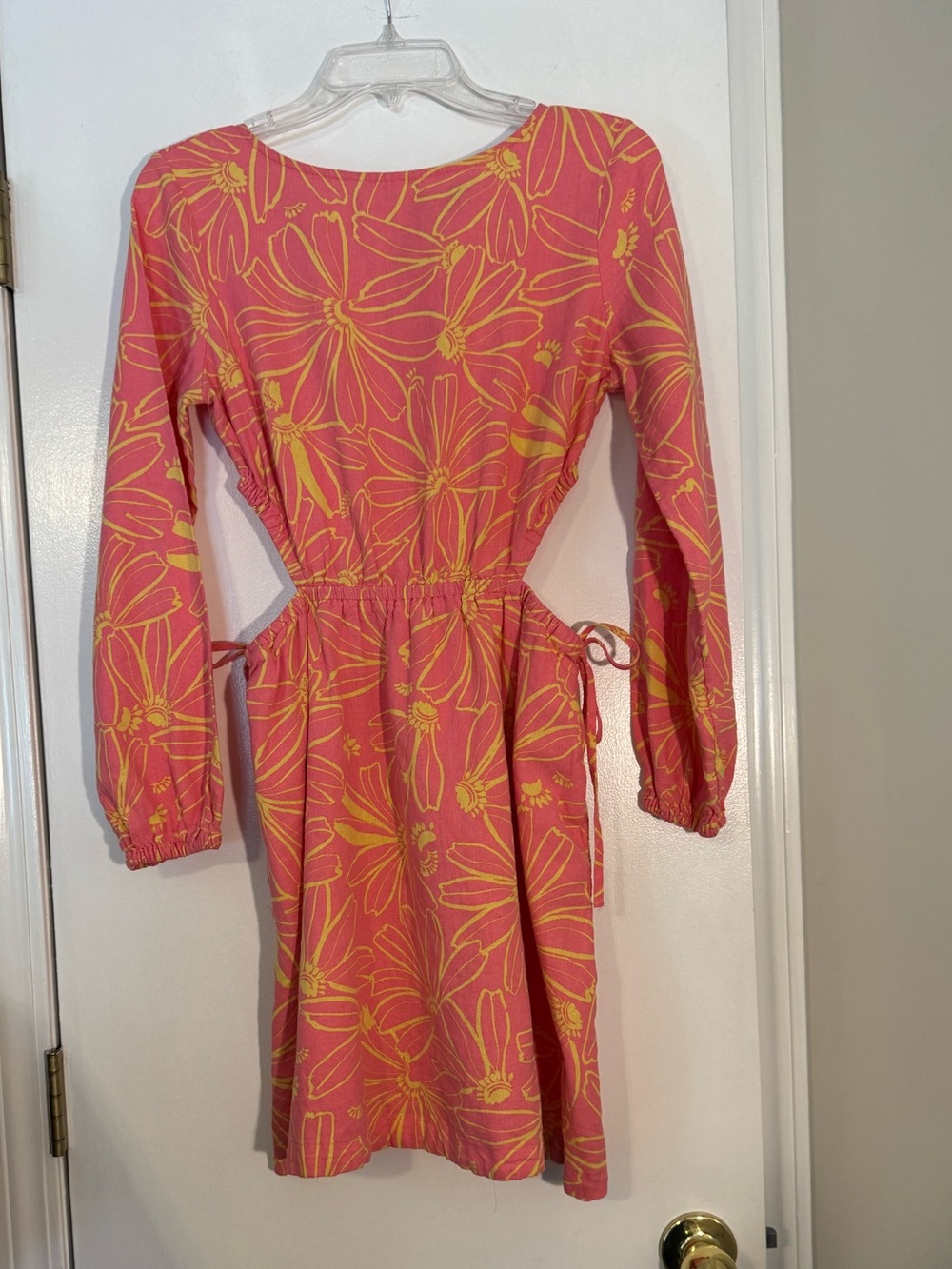 Universal Thread Pink Dress with Yellow Floral Print summer beach resort wear